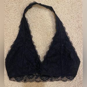 Gilly hicks brallete